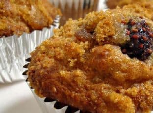 Imagen de Muffins Integrales de Jengibre y Moras