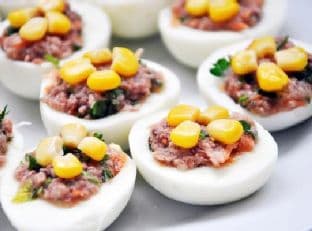 Imagen de Huevos Duros Rellenos de Atún